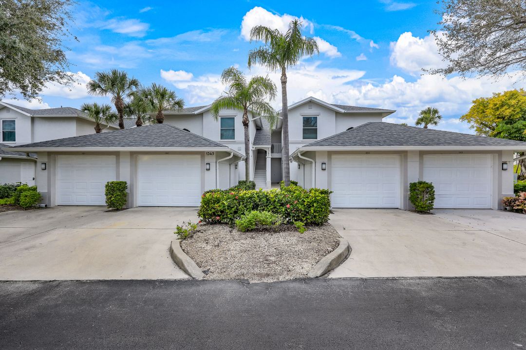 1345 Charleston Square Dr Apt 102, Naples, FL 34110