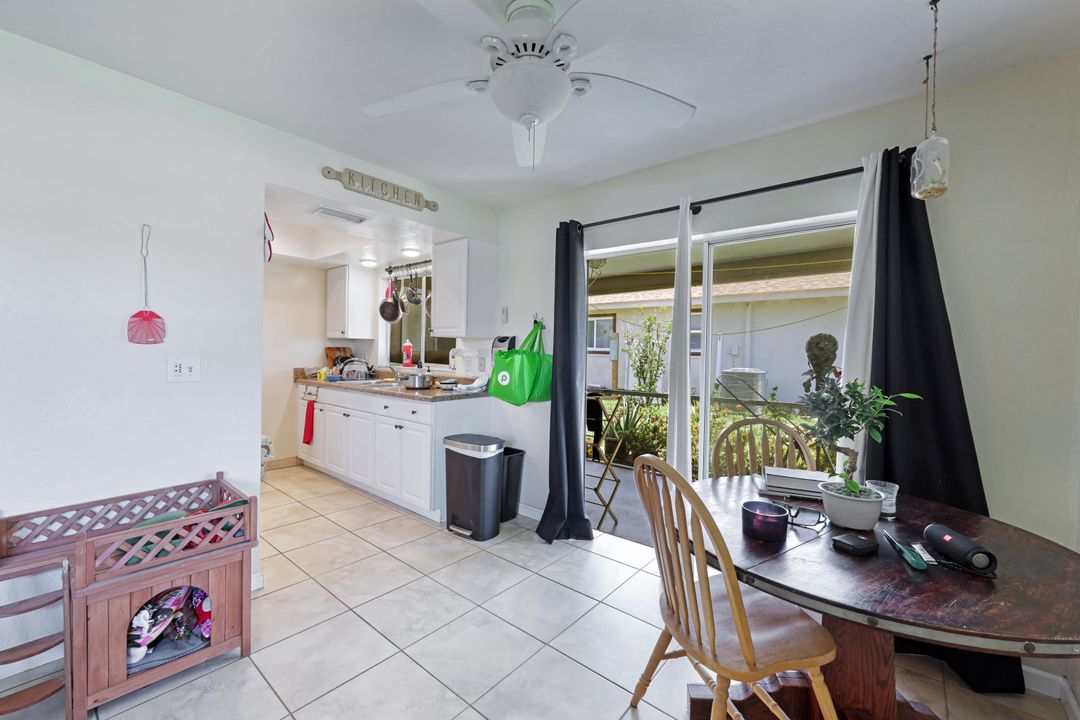 913 SE 13th St  #913/915, Cape Coral, FL 33990