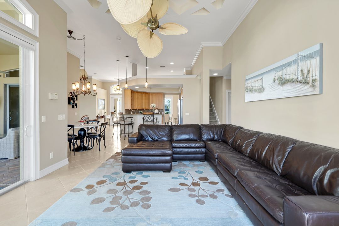 309 Rookery Ct, Marco Island, FL 34145