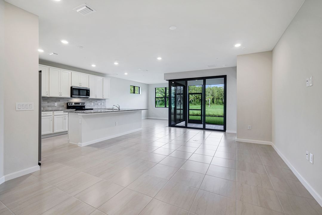 5697 Mayflower Way #1207, Ave Maria, FL 34142