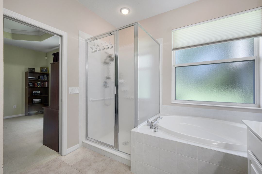 9830 Mar Largo Cir, Fort Myers, FL 33919
