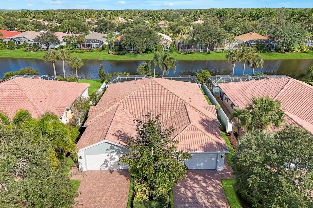 28971 Vermillion Ln, Bonita Springs, FL 34135