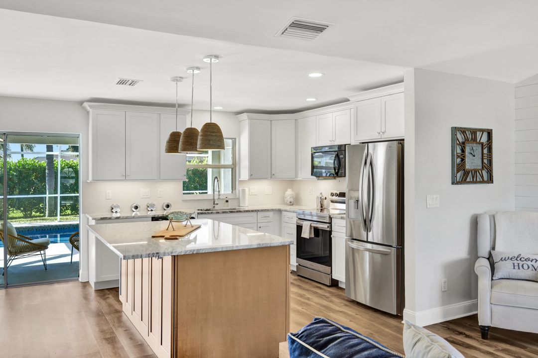 2720 SW 32nd St, Cape Coral, FL 33914