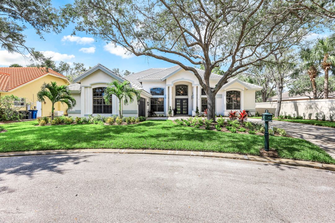 3440 Lakemont Dr, Bonita Springs, FL 34134