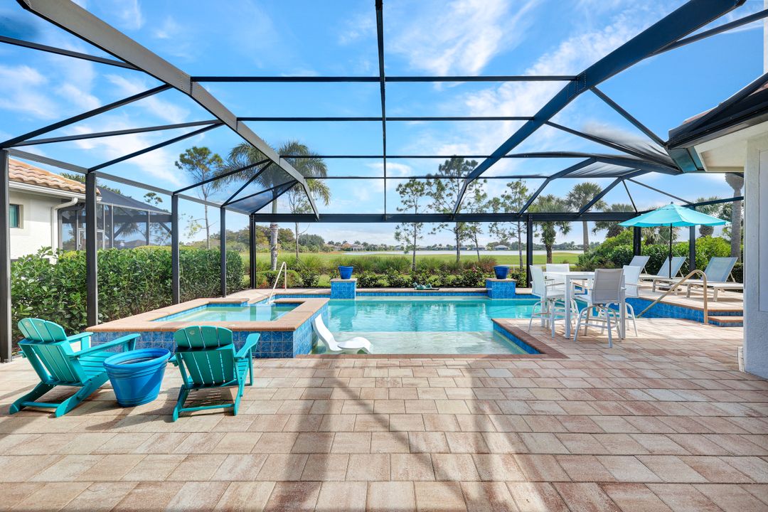 12646 Dundee Ln, Naples, FL 34120