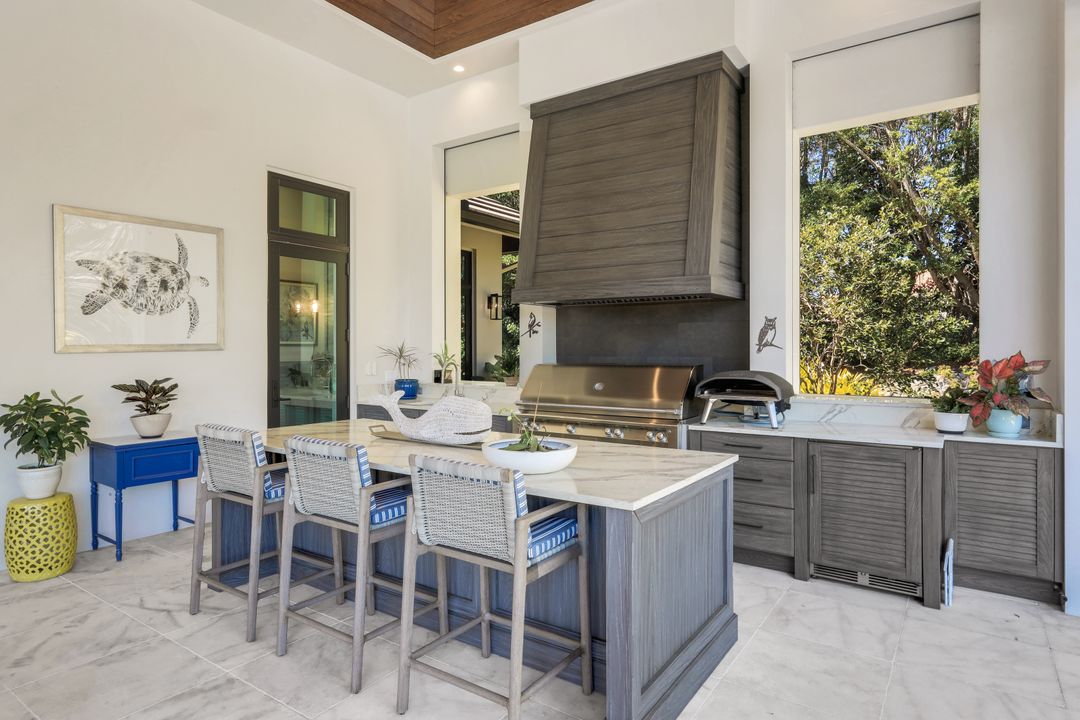 2818 Thistle Way, Naples, FL 34105