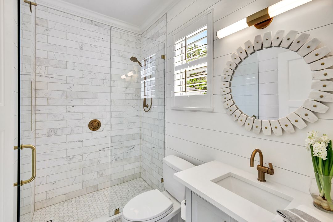 8019 San Simeon, Naples, FL 34109