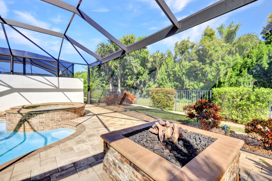 1189 S Town and River Dr, Fort Myers, FL 33919