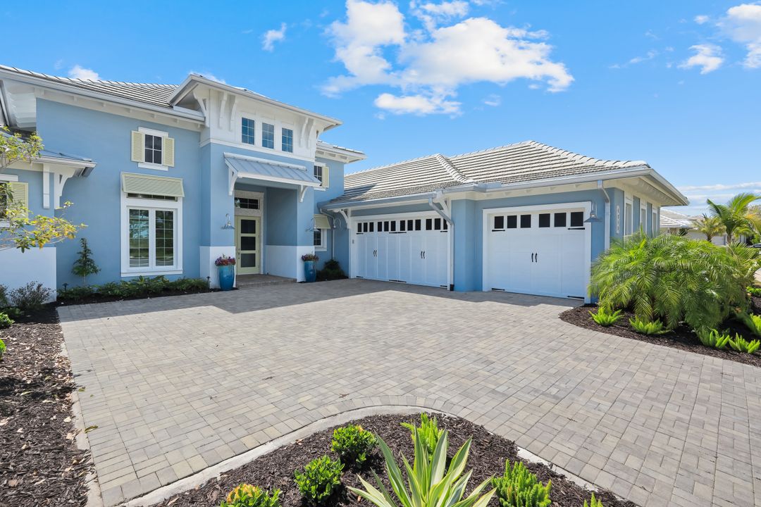 8859 Nevis Wy, Naples, FL 34112