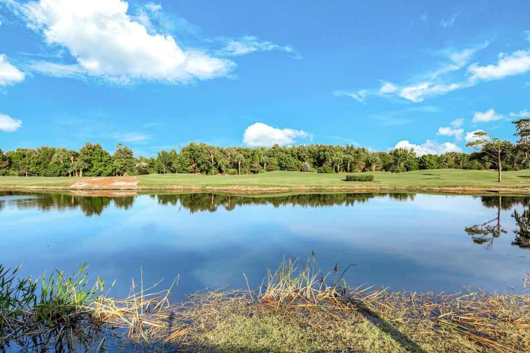 19641 Silver Oak Dr, Fort Myers, FL 33967