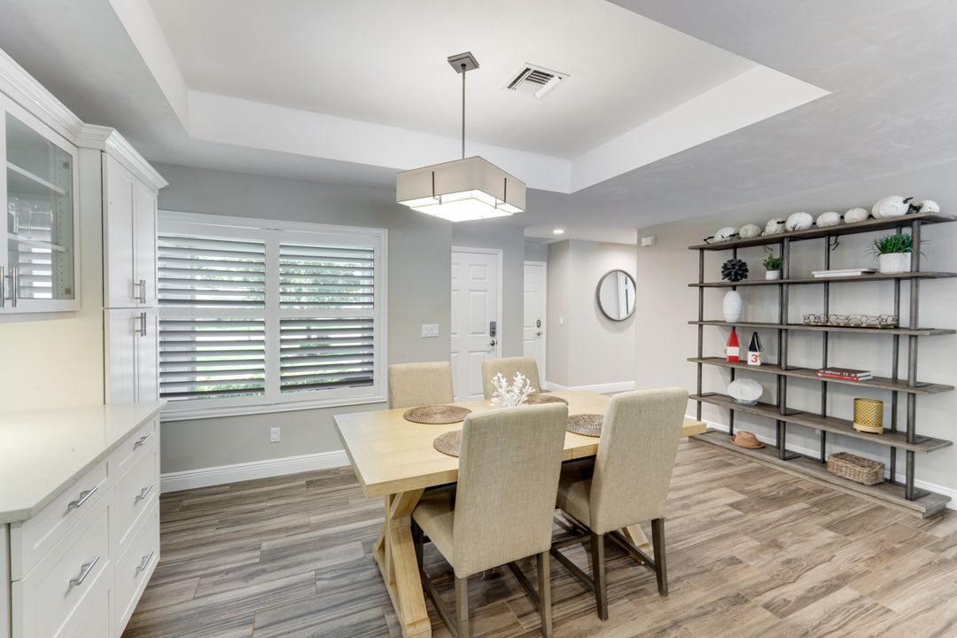 743 108th Ave N, Naples, FL 34108
