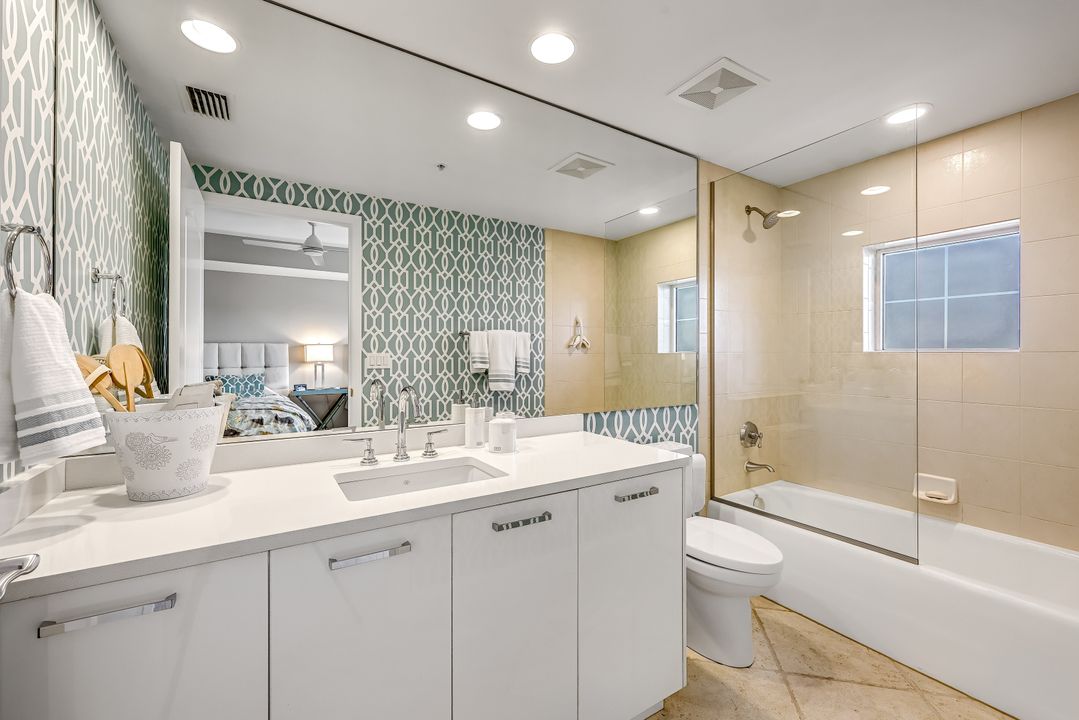 4801 Bonita Bay Blvd #1004, Bonita Springs, FL 34134