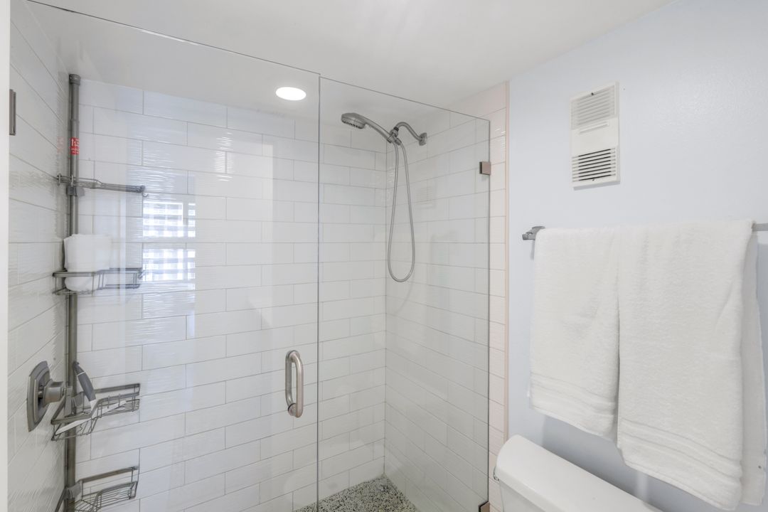 380 Seaview Ct #1010, Marco Island, FL 34145