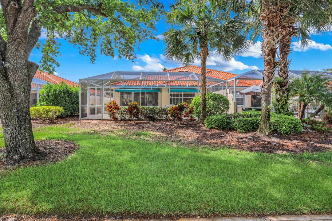 3604 El Verdado Ct, Naples, FL 34109