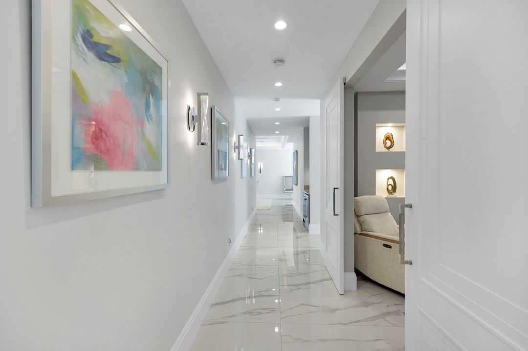 4900 Gulf Shore Blvd N, Naples, FL 34103