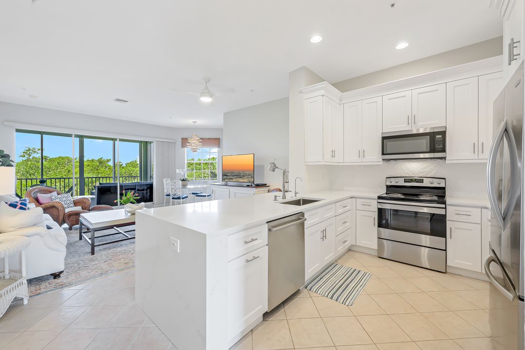 3471 Pointe Creek Ct #305, Bonita Springs, FL 34134