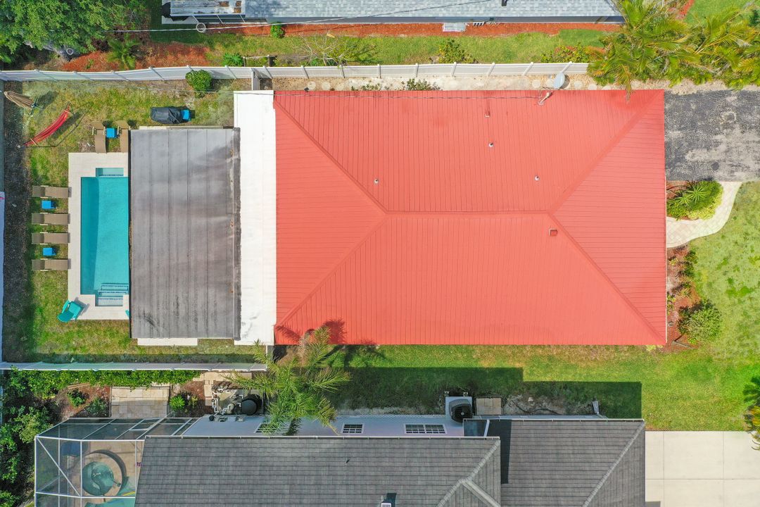 522 94th Ave N, Naples, FL 34108