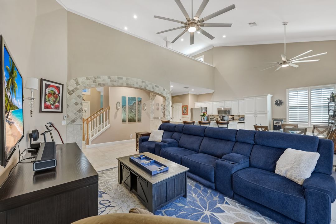 88 Burnt Pine Dr, Naples, FL 34119