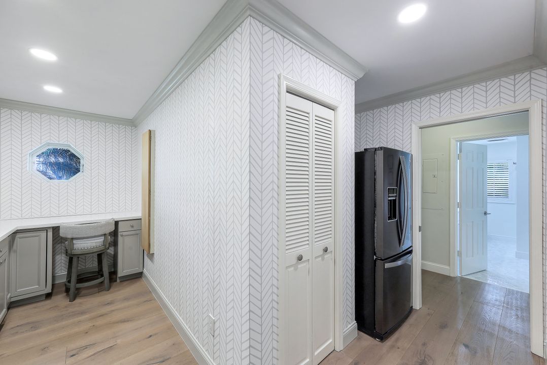 2209 Noble Ct, Naples, FL 34110