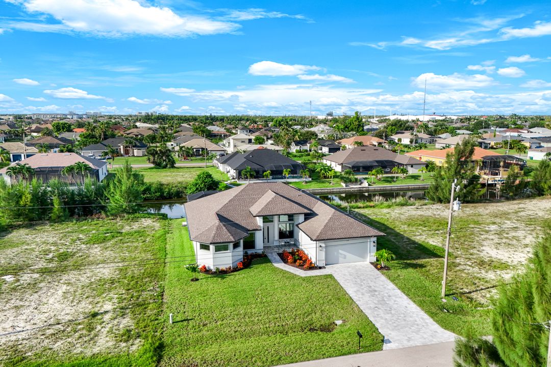 1732 SW 28th Ln, Cape Coral, FL 33914