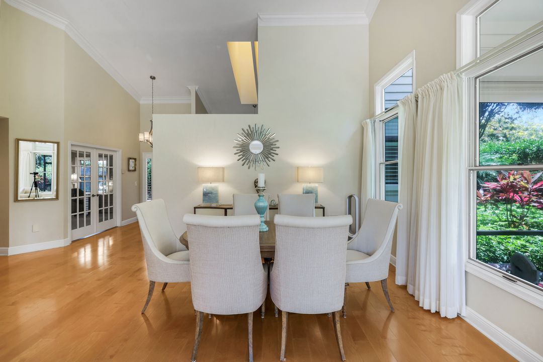 6619 Trident Way, Naples, FL 34108