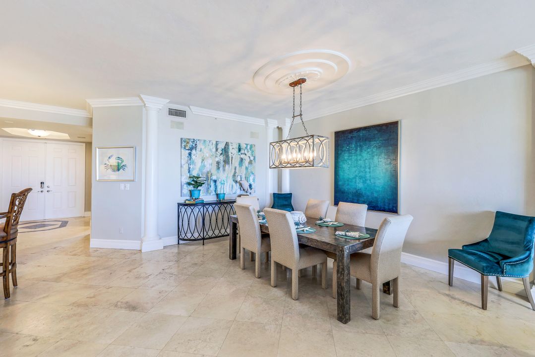 410 Flagship Dr #903, Naples, FL 34108