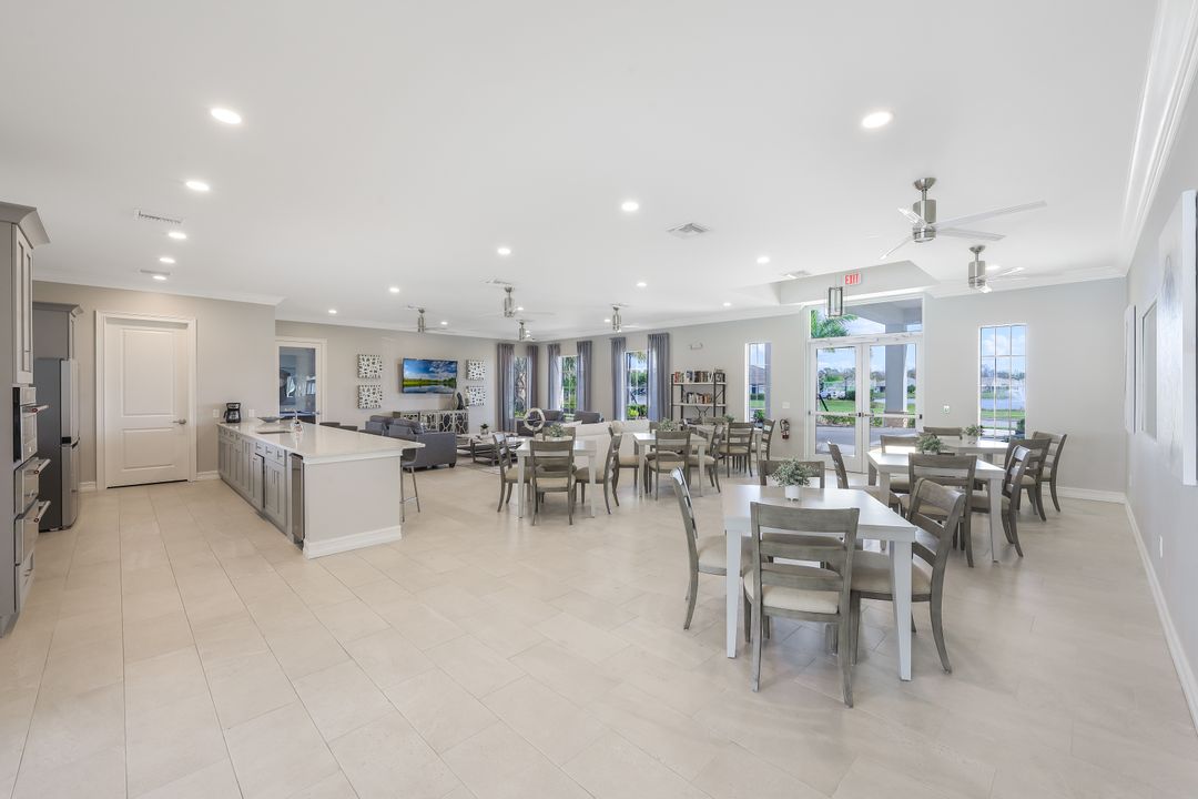 1114 Tranquil Brk Dr, Naples, FL 34114