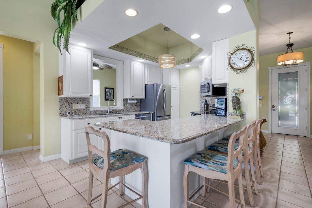 5855 Charlton Way, Naples, FL 34119