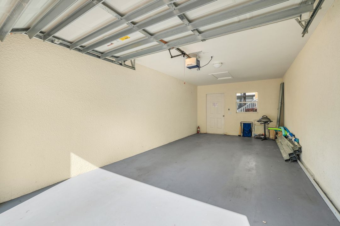 2373 Hidden Lake Ct #10, Naples, FL 34112