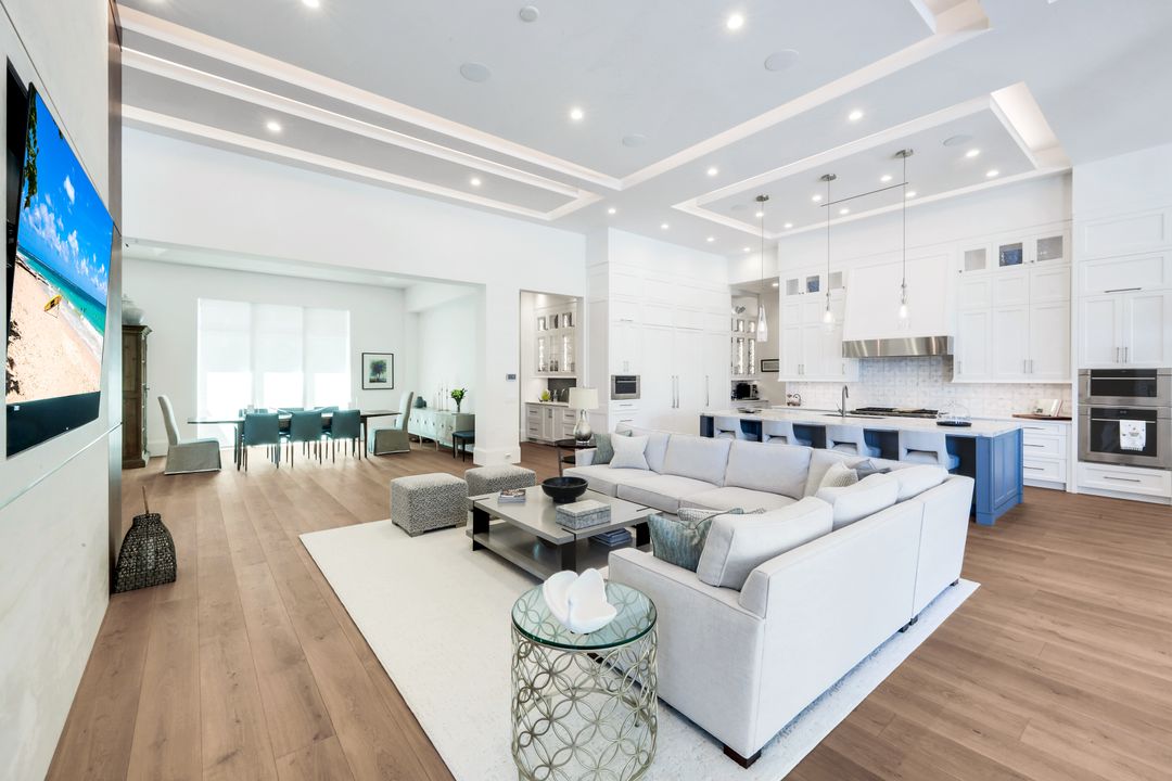 2818 Thistle Way, Naples, FL 34105