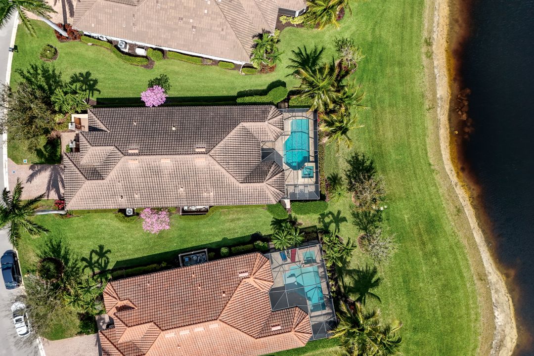 9568 Mussorie Ct, Naples, FL 34114