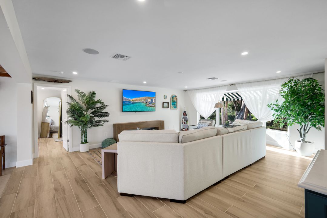 969 Fish Crow Rd, Sanibel, FL 33957
