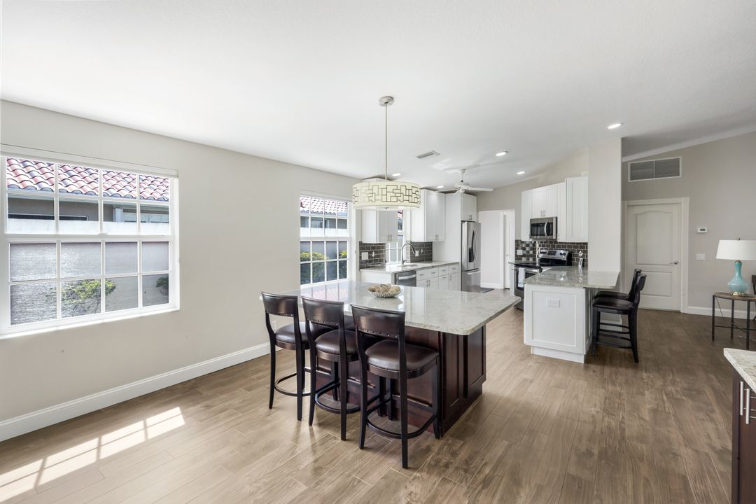 3604 El Verdado Ct, Naples, FL 34109