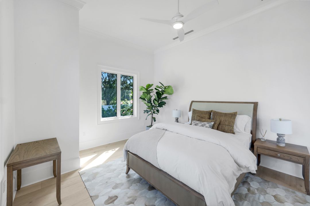 3136 Ravenna Ave, Naples, FL 34120