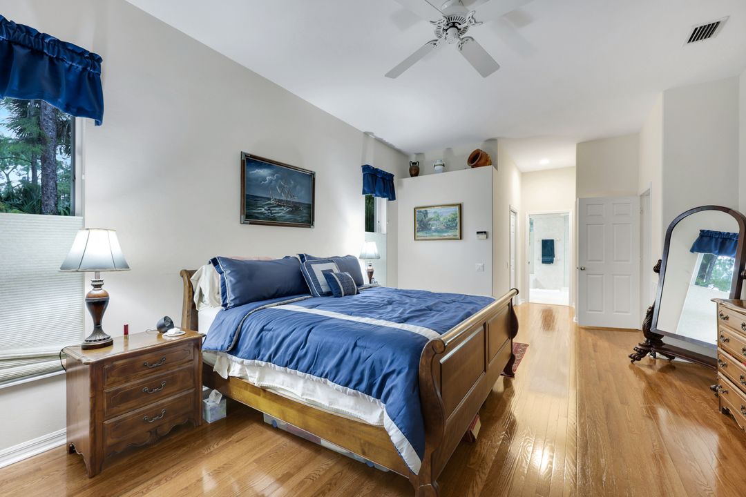 661 27th St NW, Naples, FL 34120
