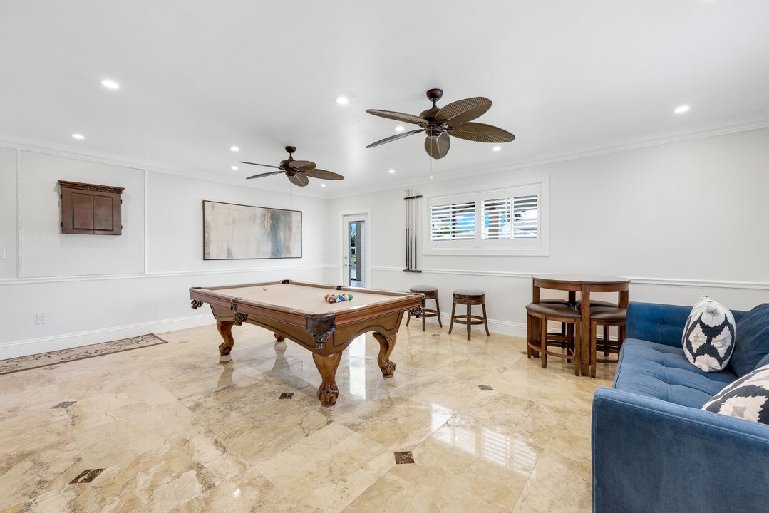 544 Seagrape Dr, Marco Island, FL 34145