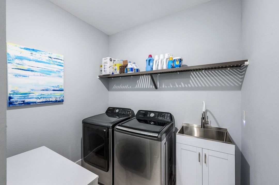 2709 SW 42nd Ln, Cape Coral, FL 33914