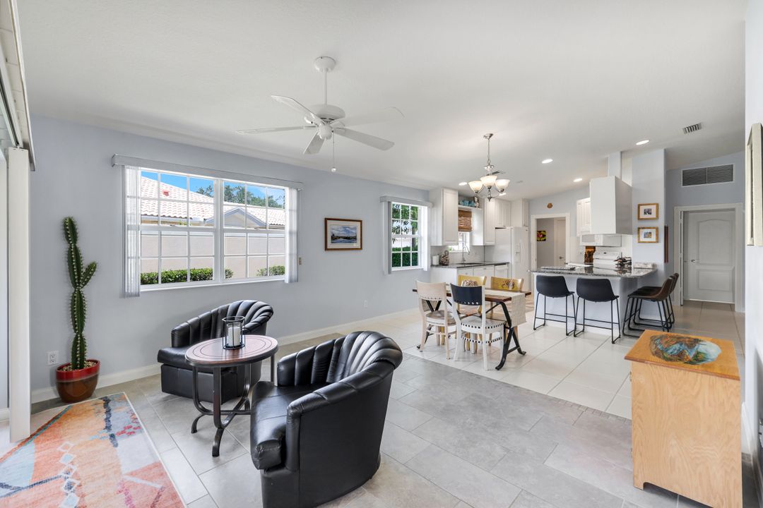 3343 Cayman Ln, Naples, FL 34119