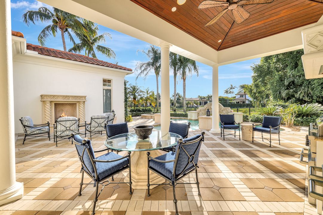 2249 Miramonte Ct, Naples, FL 34105