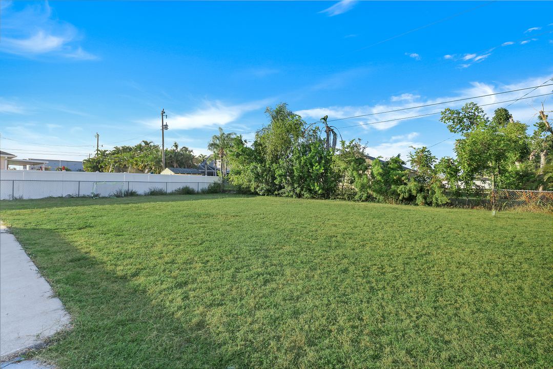 705 SW 27th Terrace, Cape Coral, FL 33914