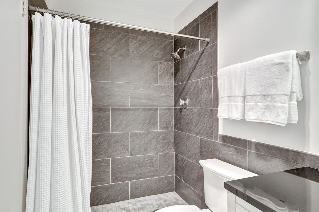 1830 Brantley Rd #204 (B-8), Fort Myers, FL 33907