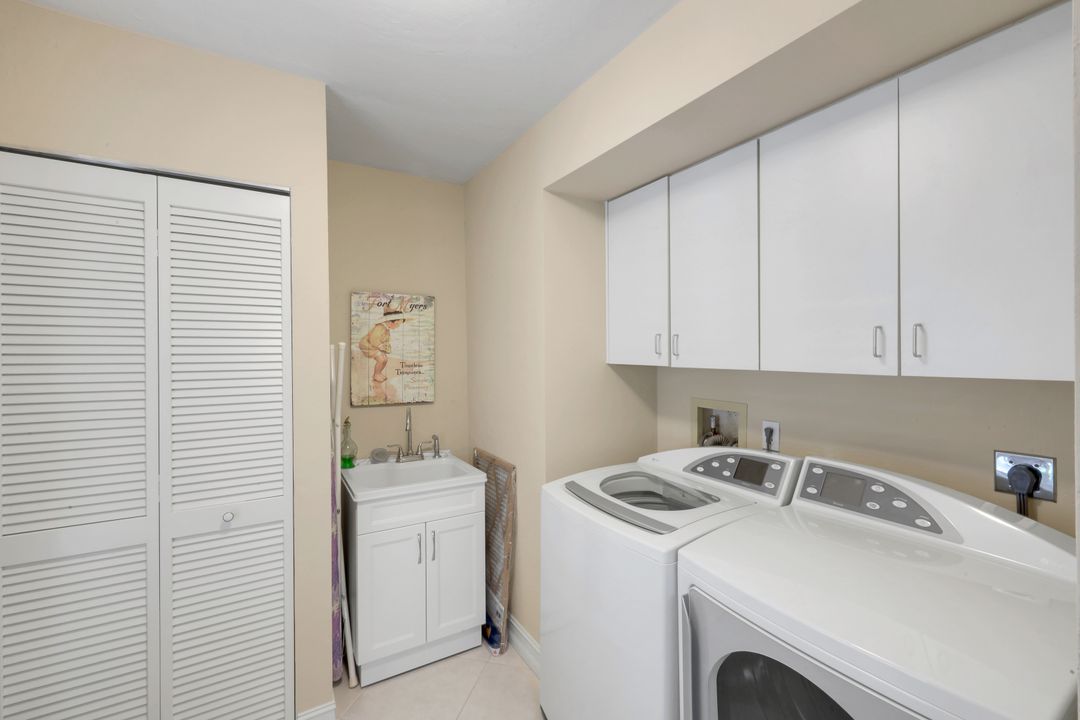 16686 Waters Edge Ct, Fort Myers, FL 33908