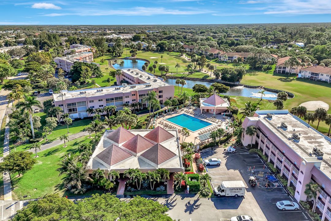 170 Turtle Lake Ct #304, Naples, FL 34105