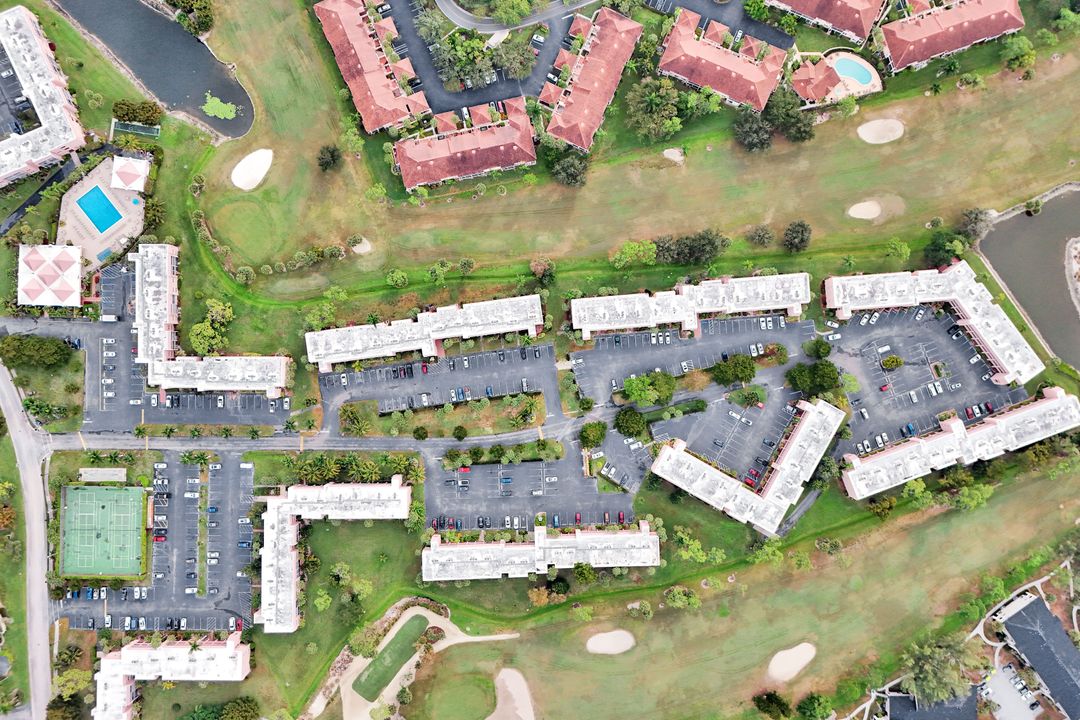 170 Turtle Lake Ct  #109, Naples, FL 34105