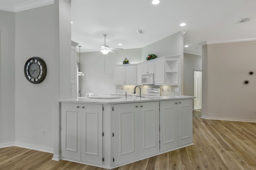 12695 Fox Ridge Dr, Bonita Springs, FL 34135