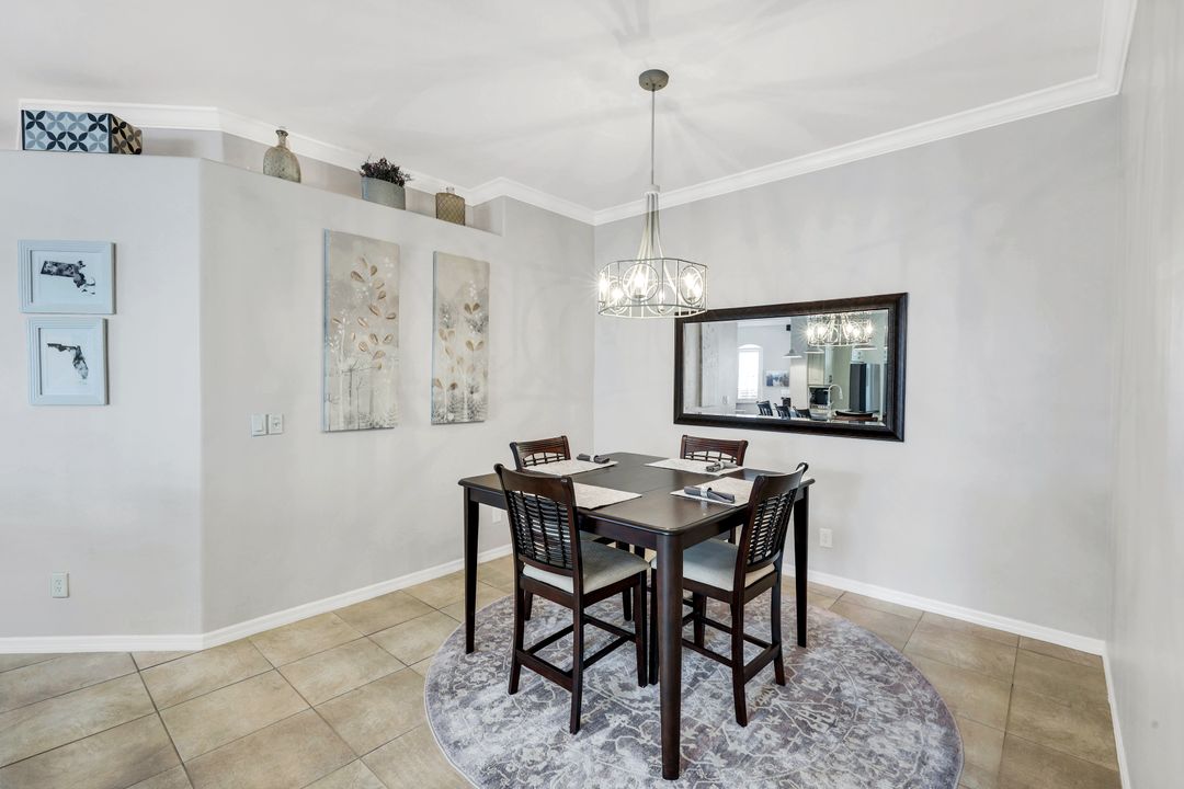 12694 Fox Ridge Dr, Bonita Springs, FL 34135