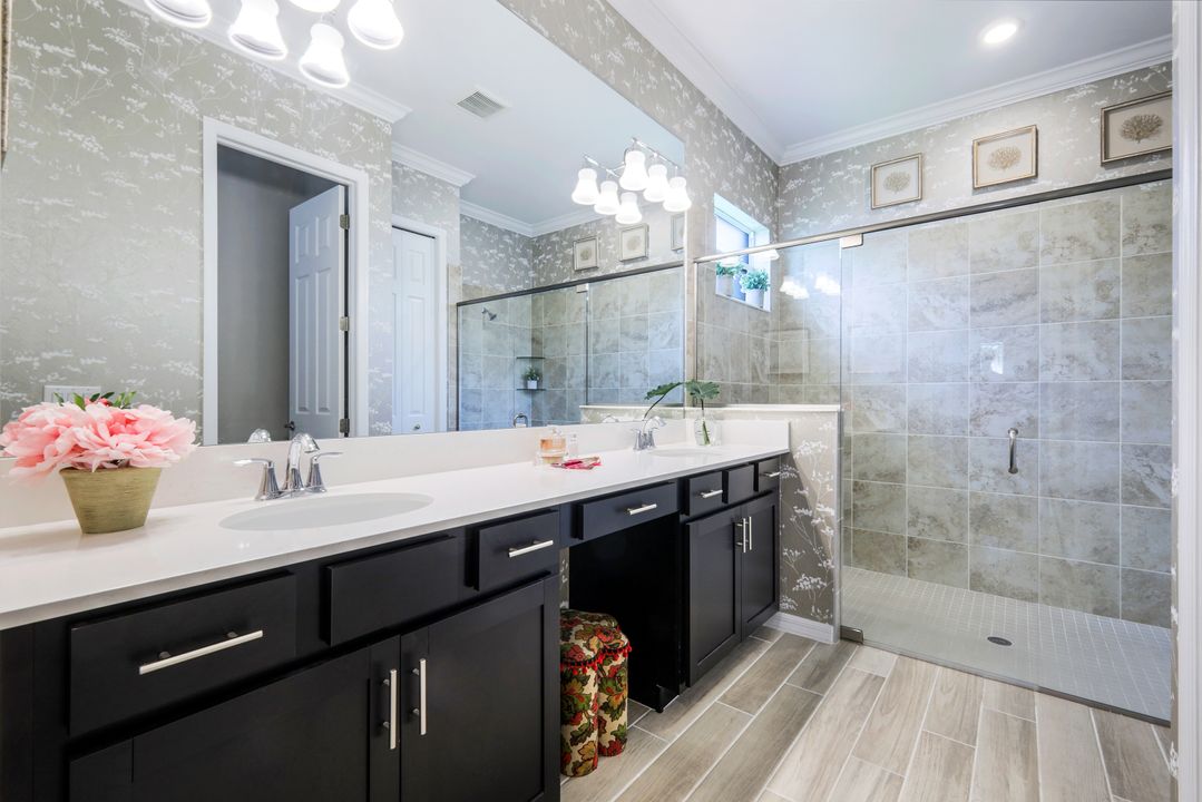 5994 Berwick Ln, Ave Maria, FL 34142