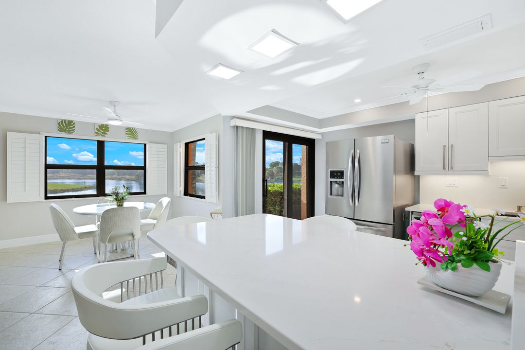 1528 Mainsail Dr #9, Naples, FL 34114