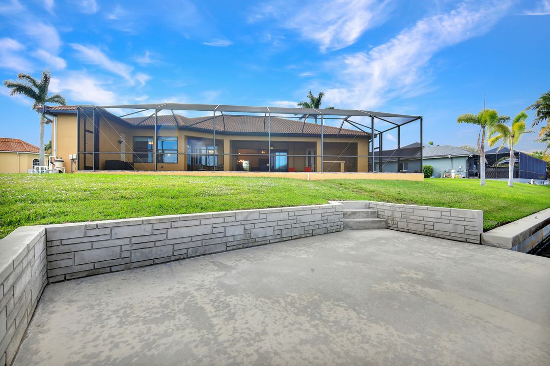 2801 SW 33rd St, Cape Coral, FL 33914