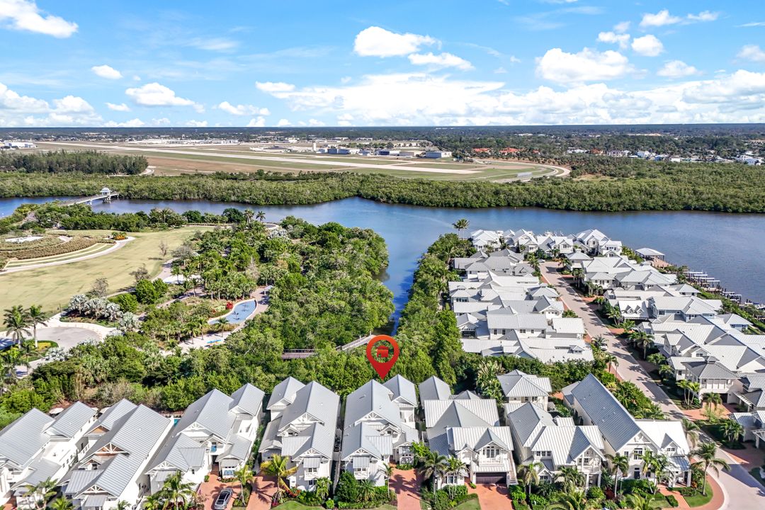 91 14th St S, Naples, FL 34102